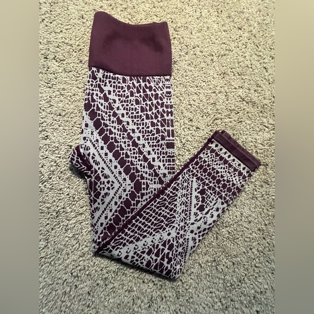 Fabletics knit leggings